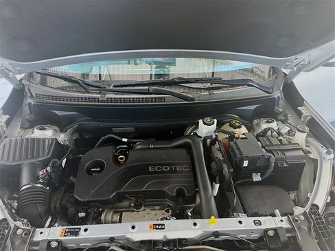 Used 2018 GMC Terrain SLE w/ Driver Convenience Package image 30