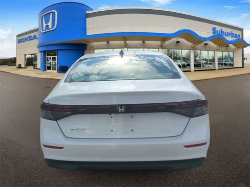 New 2025 Honda Accord SE image 7