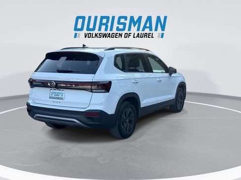 Used 2025 Volkswagen Taos S FWD image 8