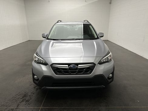 Used 2023 Subaru Crosstrek 2.0i Premium AWD/4WD image 3