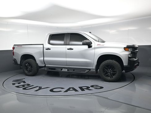 Used 2020 Chevrolet Silverado 1500 Custom Trail Boss w/ Custom Convenience Package image 2