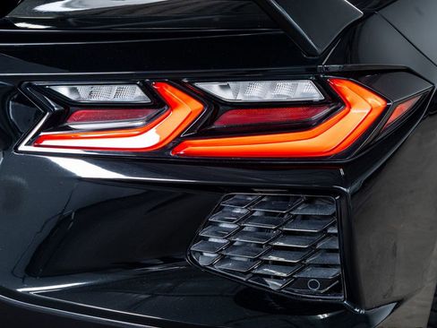 Used 2023 Chevrolet Corvette Stingray Preferred Cpe w/ Z51 Performance Package image 30