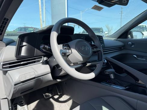 New 2026 Hyundai Elantra SEL Sport Premium FWD image 10