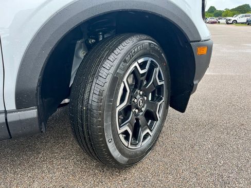 New 2026 Ford Bronco Sport Outer Banks w/ Outer Banks Tech Package+ AWD/4WD image 6