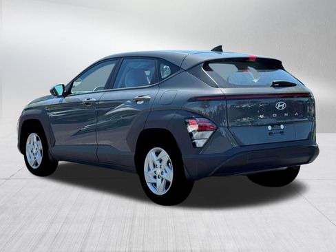 New 2026 Hyundai Kona SE image 5
