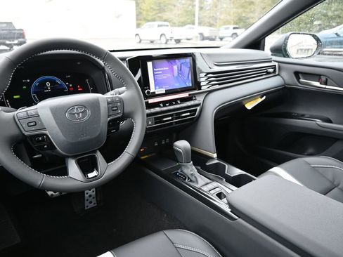 New 2026 Toyota Camry SE image 19