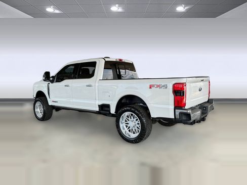 Certified 2024 Ford F250 Lariat w/ Lariat Ultimate Package AWD/4WD image 3