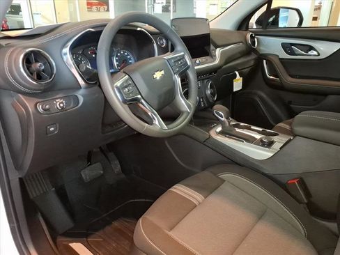 New 2025 Chevrolet Blazer LT w/ Redline Edition image 9