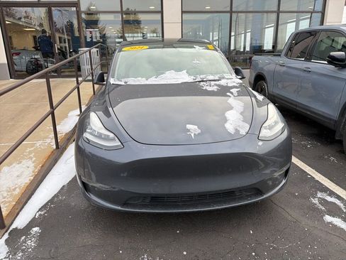 Used 2021 Tesla Model Y Long Range image 5