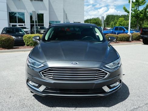 Used 2018 Ford Fusion Titanium FWD image 2