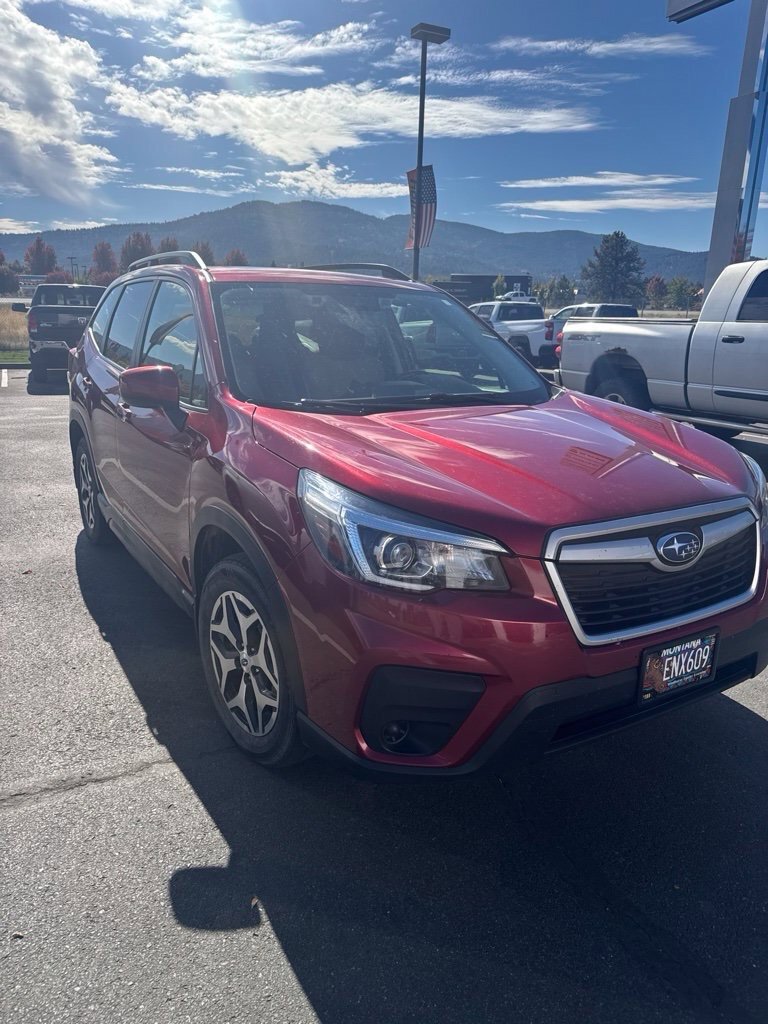 Used 2019 Subaru Forester Premium AWD/4WD image 3