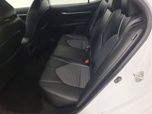 Used 2024 Toyota Camry SE image 20