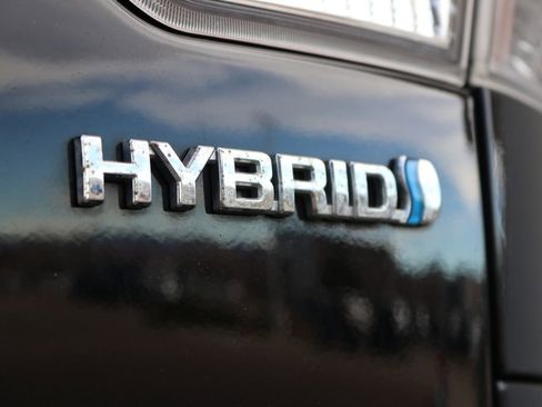 Used 2019 Toyota Highlander XLE image 31