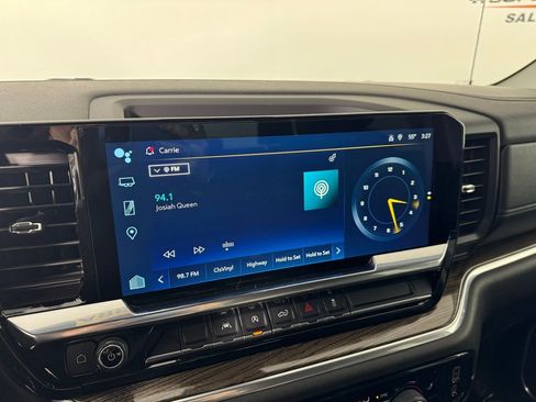 Used 2023 Chevrolet Silverado 1500 LT image 15