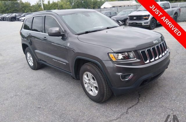 Used 2016 Jeep Grand Cherokee Laredo w/ Quick Order Package 23E AWD/4WD image 1