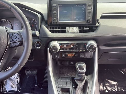 Used 2019 Toyota RAV4 XLE Premium w/ Cold Weather Package AWD/4WD image 2