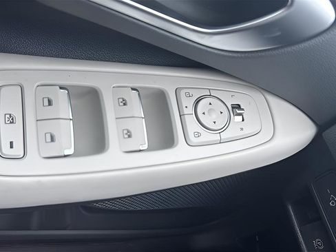 New 2026 Hyundai Sonata SEL FWD image 17