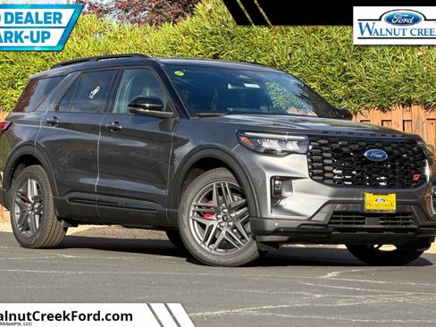 New 2025 Ford Explorer ST image 1