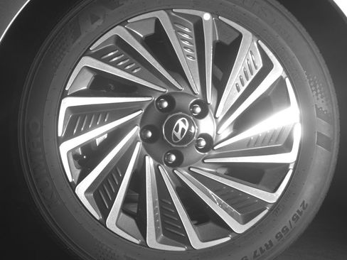 Used 2025 Hyundai Sonata SEL FWD image 12