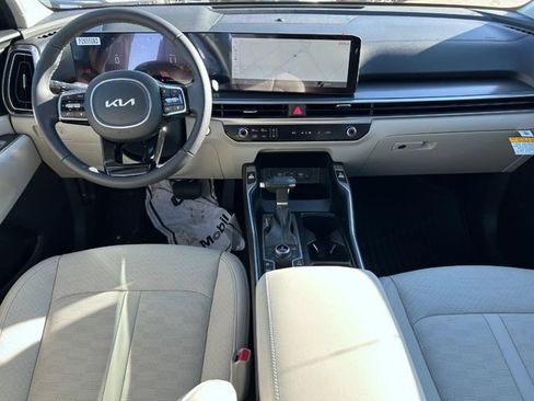 New 2025 Kia Sorento S w/ Panoramic Sunroof Package AWD/4WD image 10