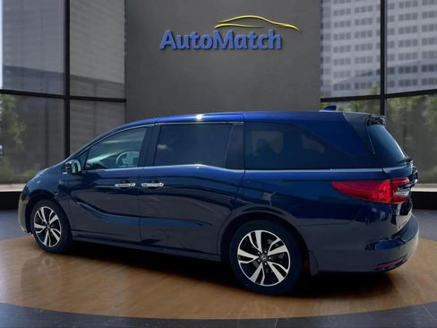 Used 2024 Honda Odyssey Touring image 7