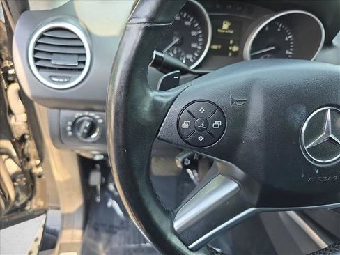 Used 2011 Mercedes-Benz ML 350 4MATIC image 17