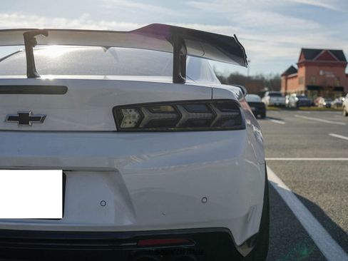 Used 2017 Chevrolet Camaro ZL1 image 69