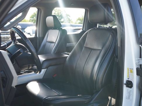 Used 2021 Ford F250 Lariat AWD/4WD image 24