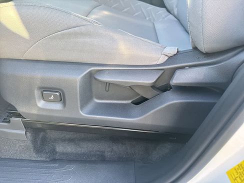 New 2026 Toyota Tacoma SR5 image 12