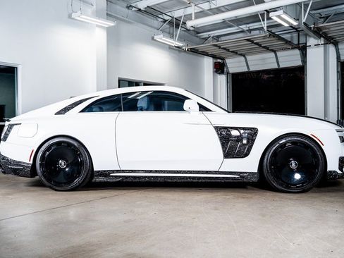 Used 2024 Rolls-Royce Spectre w/ Spectre Launch Package image 5