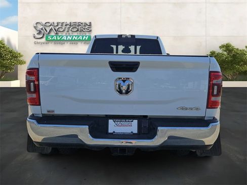 Used 2024 RAM 3500 Tradesman w/ Towing Technology Group AWD/4WD image 4