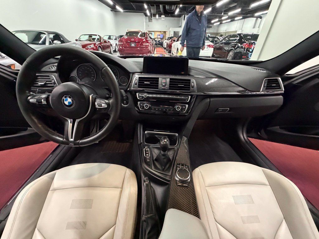 Used 2018 BMW M3 RWD image 34