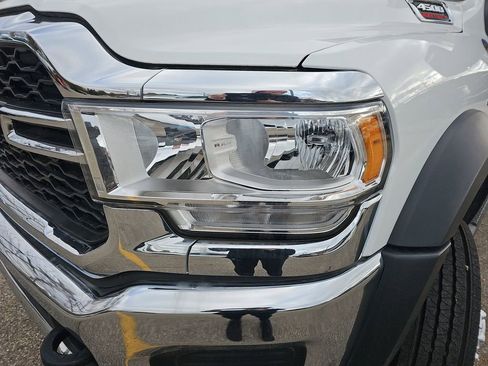 New 2024 RAM 4500 Tradesman image 31