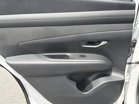 New 2026 Hyundai Tucson SEL FWD image 22