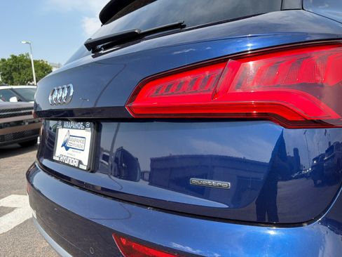 Used 2019 Audi Q5 Prestige w/ Prestige Package AWD/4WD image 30