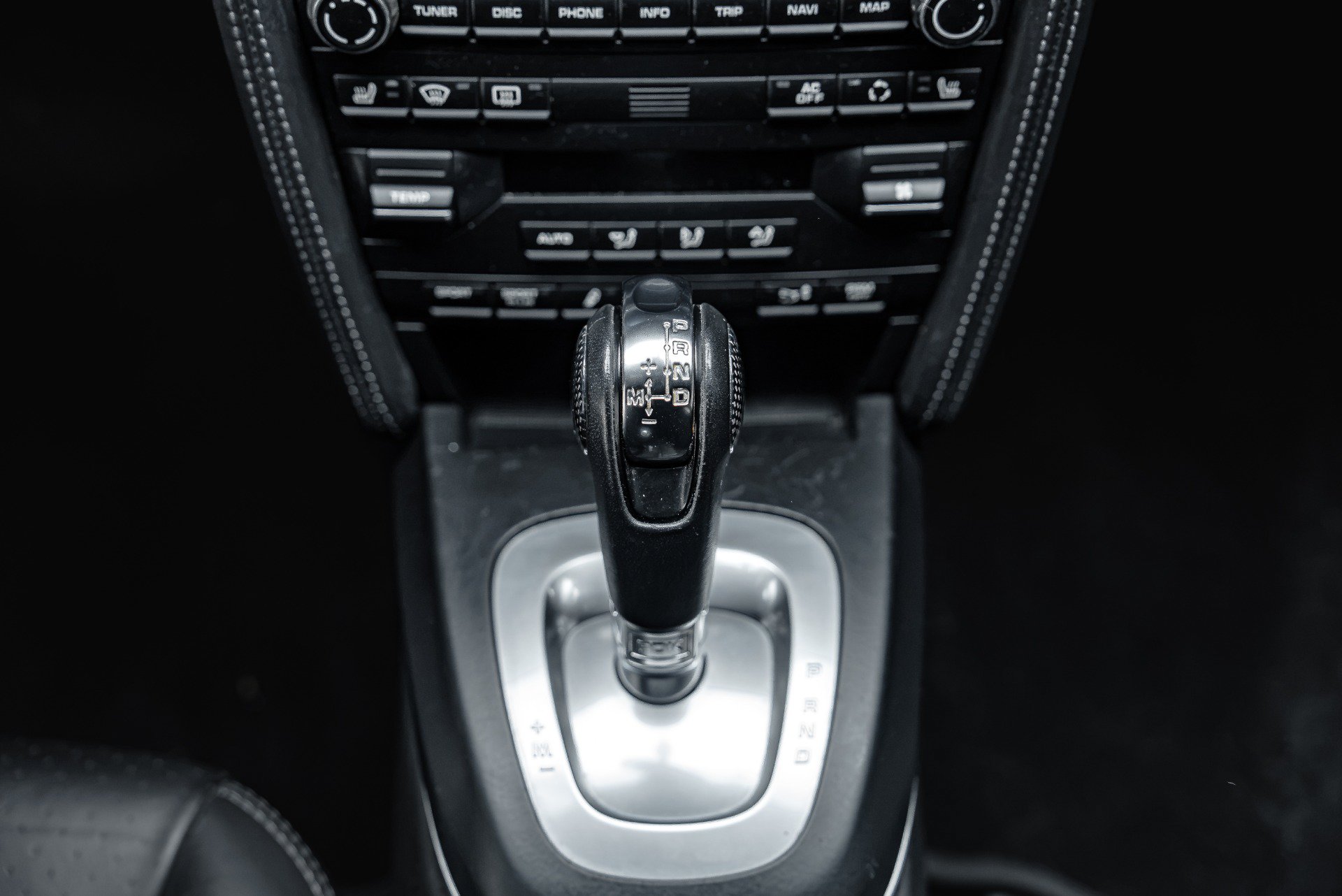 Used 2011 Porsche 911 Turbo AWD/4WD image 43