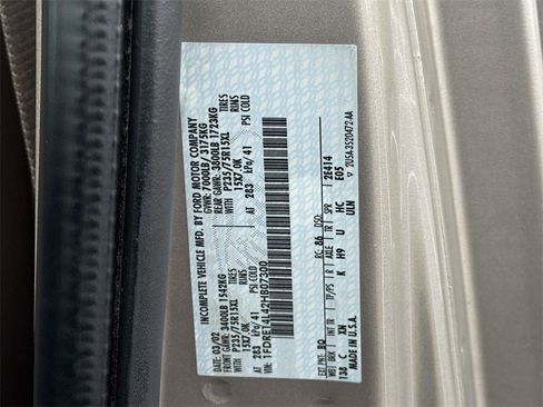 Used 2002 Ford E-150 and Econoline 150 image 28