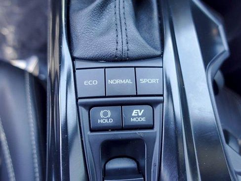 Certified 2025 Toyota Camry SE w/ Convenience Package FWD image 20