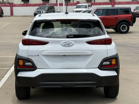 Used 2019 Hyundai Kona SE FWD image 5