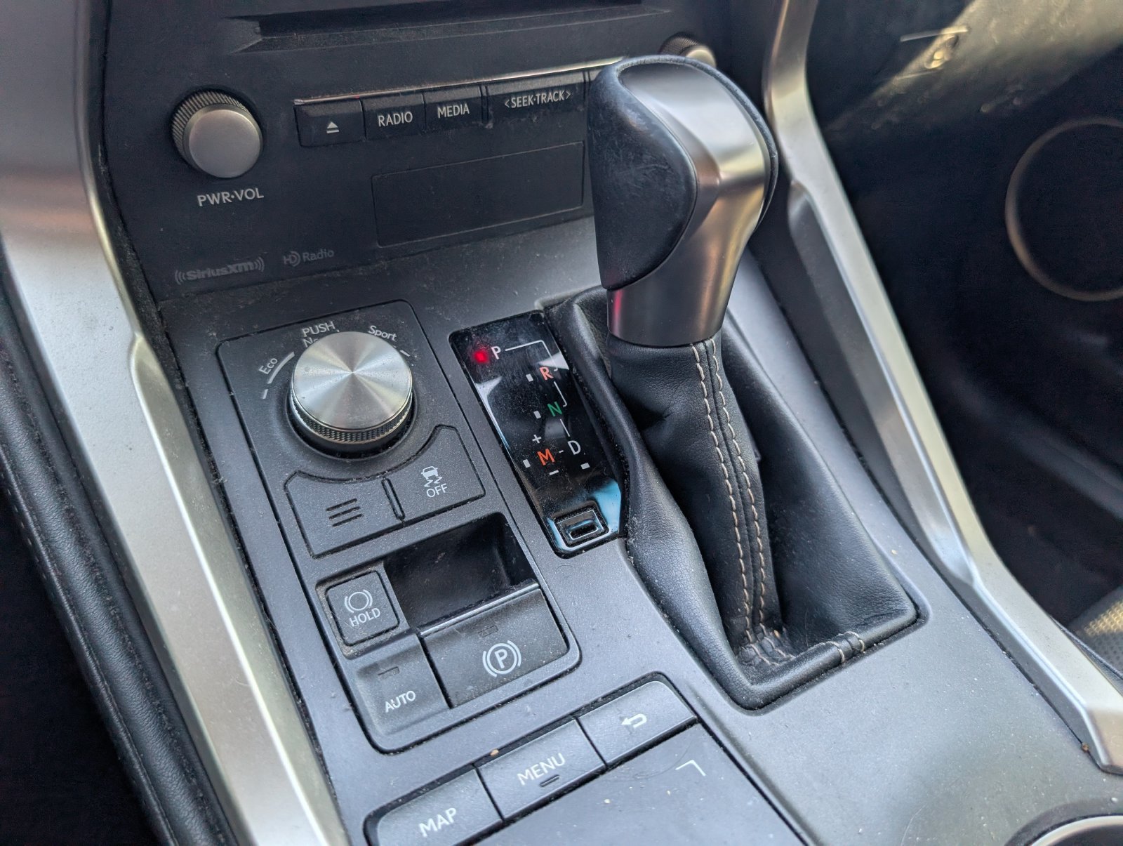 Used 2019 Lexus NX 300 FWD image 12