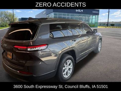 Used 2023 Jeep Grand Cherokee L Limited AWD/4WD image 6