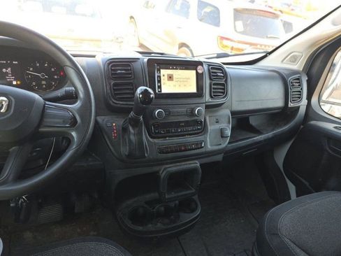 Used 2023 RAM ProMaster 2500 image 2