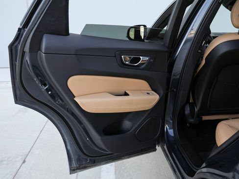 Used 2018 Volvo XC60 T6 Inscription w/ Advanced Package AWD/4WD image 26
