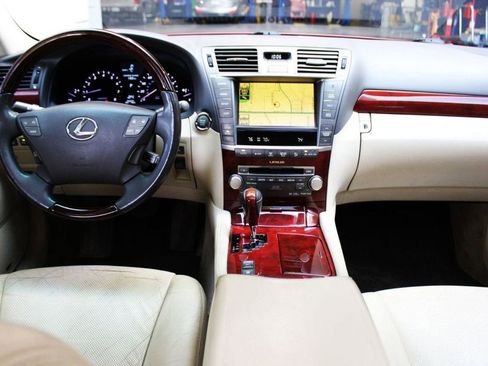 Used 2012 Lexus LS 460 w/ Luxury Value Edition RWD image 13