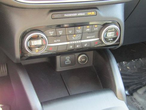 Certified 2021 Ford Escape SEL AWD/4WD image 26