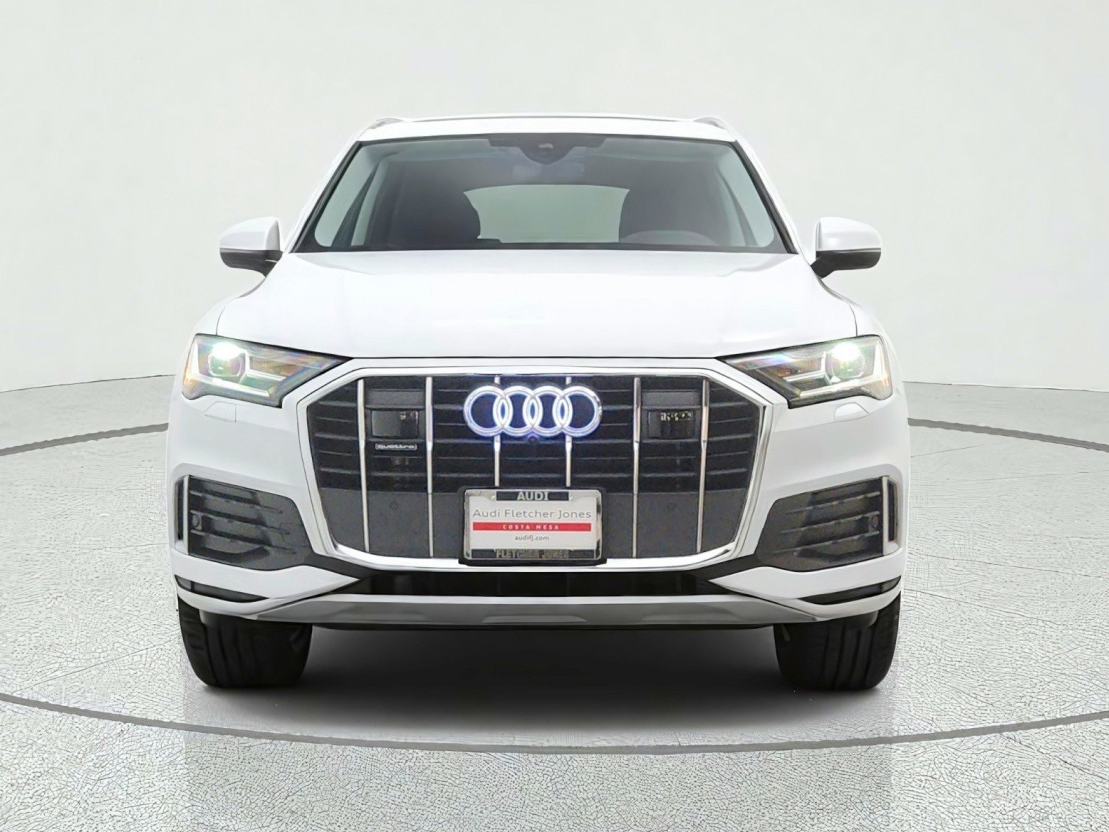 Used 2023 Audi Q7 2.0T Premium w/ Convenience Package AWD/4WD image 2