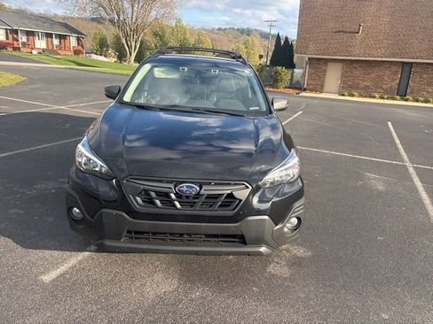 Used 2021 Subaru Crosstrek 2.5i Sport w/ Moonroof Package image 2