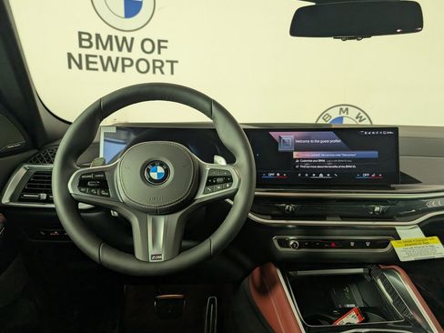 New 2026 BMW X6 xDrive40i w/ Climate Comfort Package image 18