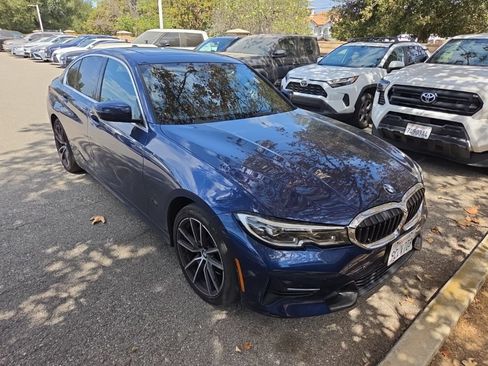 Used 2019 BMW 330i Sedan w/ Convenience Package RWD image 7