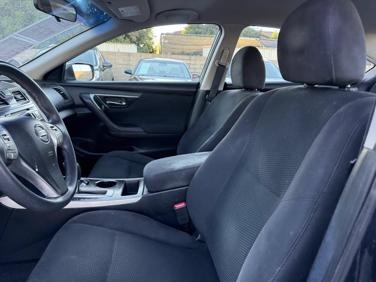 Used 2014 Nissan Altima 2.5 S FWD image 29